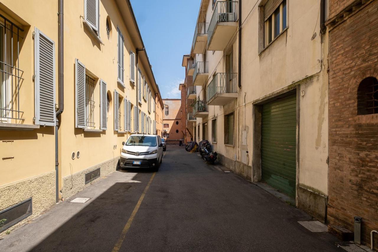 Bologna Suite Centre City Екстериор снимка